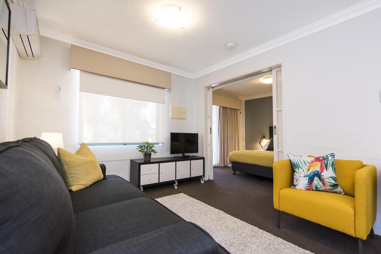 Staywest Subiaco Village 40 Perth Bagian luar foto